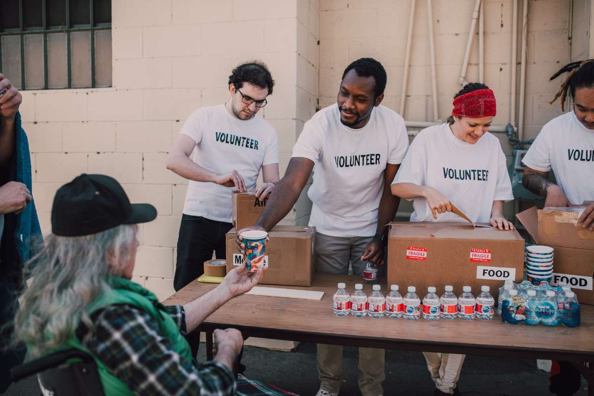 Key Benefits of Community Service: Giving Back While Growing Forward| Future Education Magazine