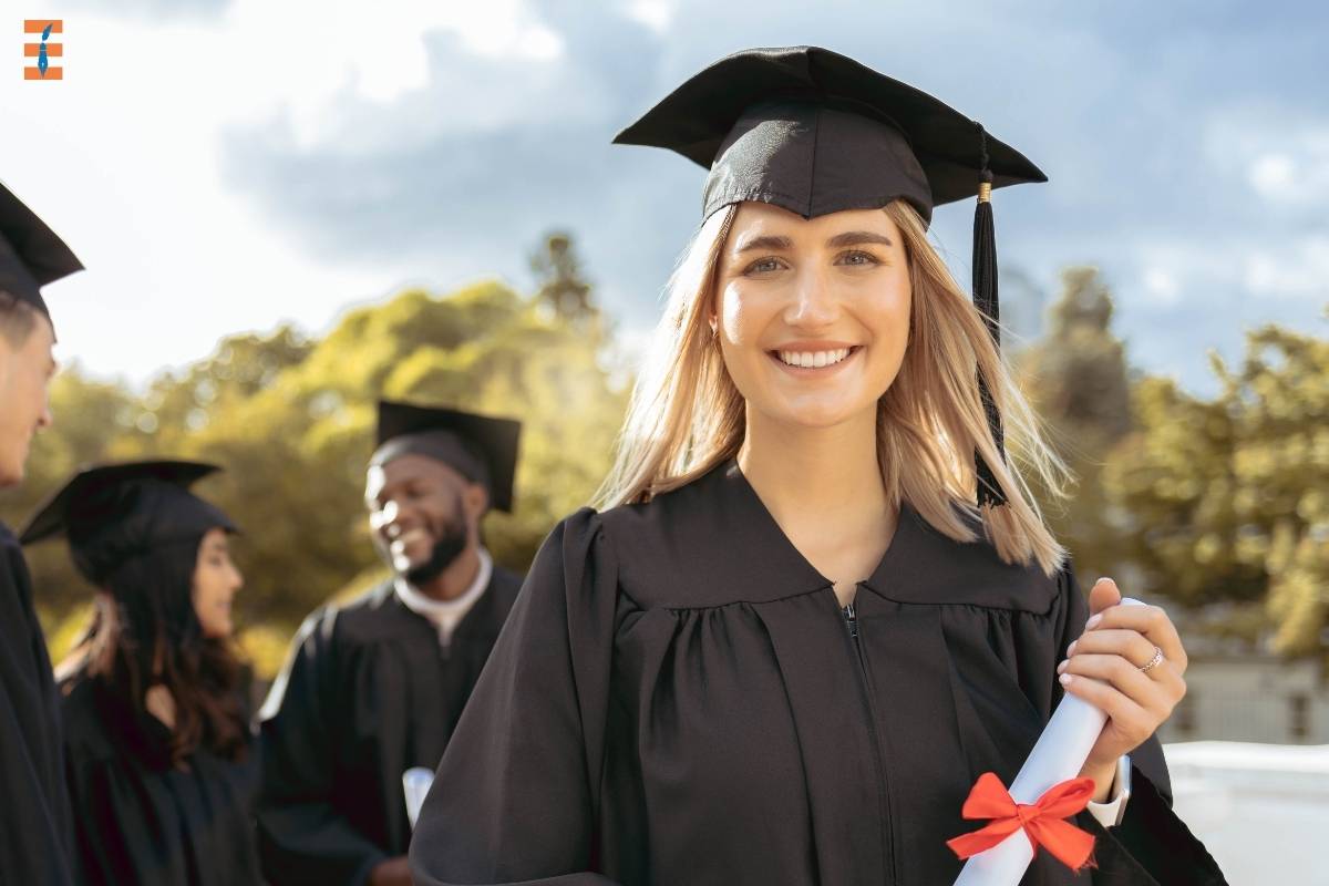 Empowering Women in STEM Scholarships: 9 Important Points Shaping the Future | Future Education Magazine