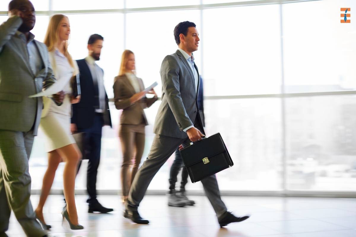 A Complete Career Advancement Guide: 10 Important Points | Future Education Magazine