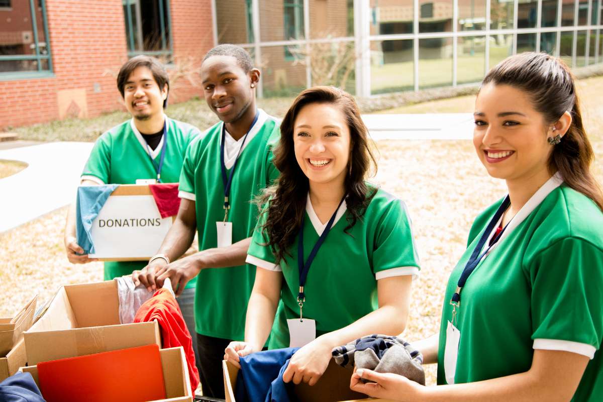 Key Benefits of Community Service: Giving Back While Growing Forward| Future Education Magazine