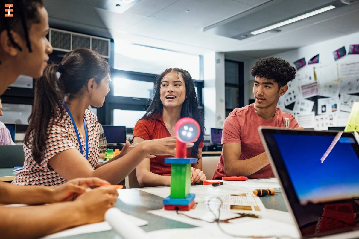Exploring the Future of Education: 20 Important Points on How VR and AR Technologies Create | Future Education Magazine