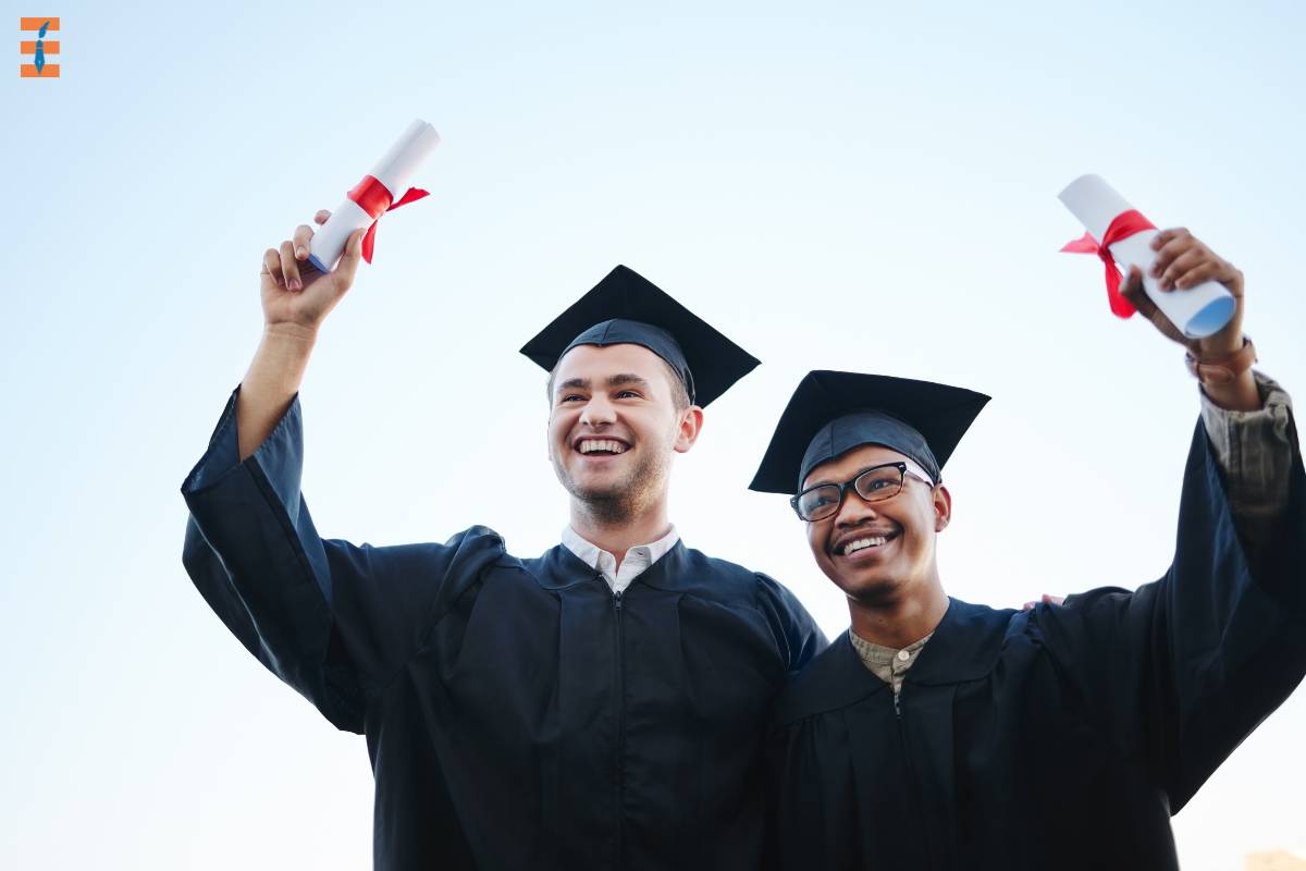 Top 5 Types of International Student Scholarships | Future Education Magazine