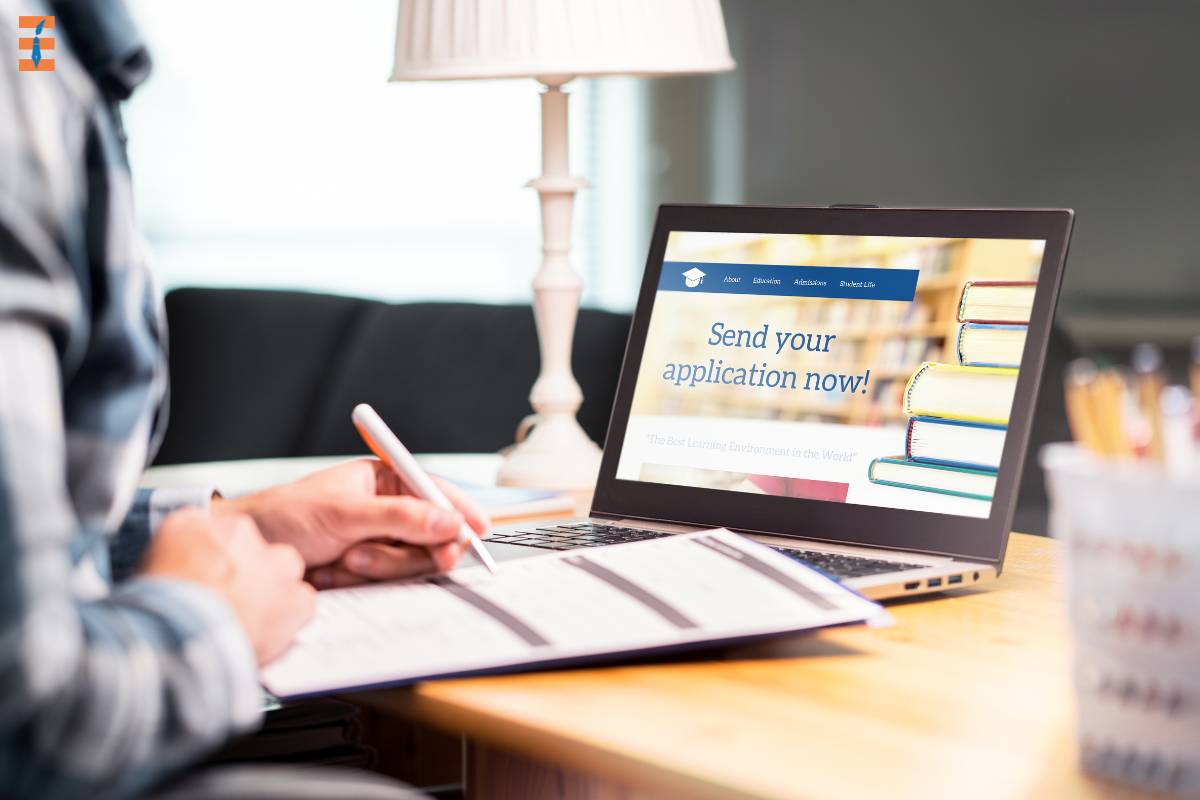 Top 5 Types of International Student Scholarships | Future Education Magazine
